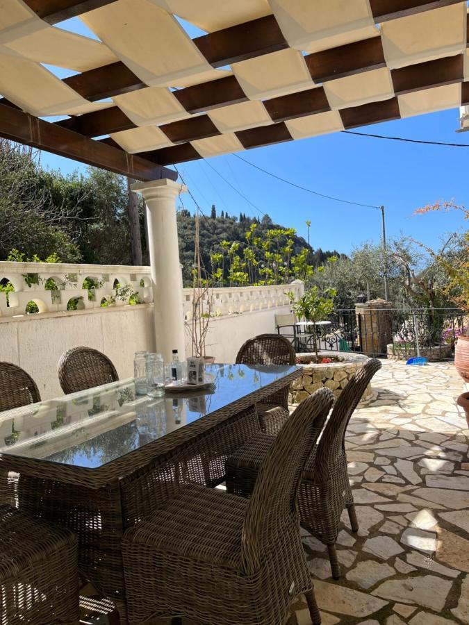 Villa Ampelaki "30 Meters To Beach" Palaiokastritsa Exterior foto